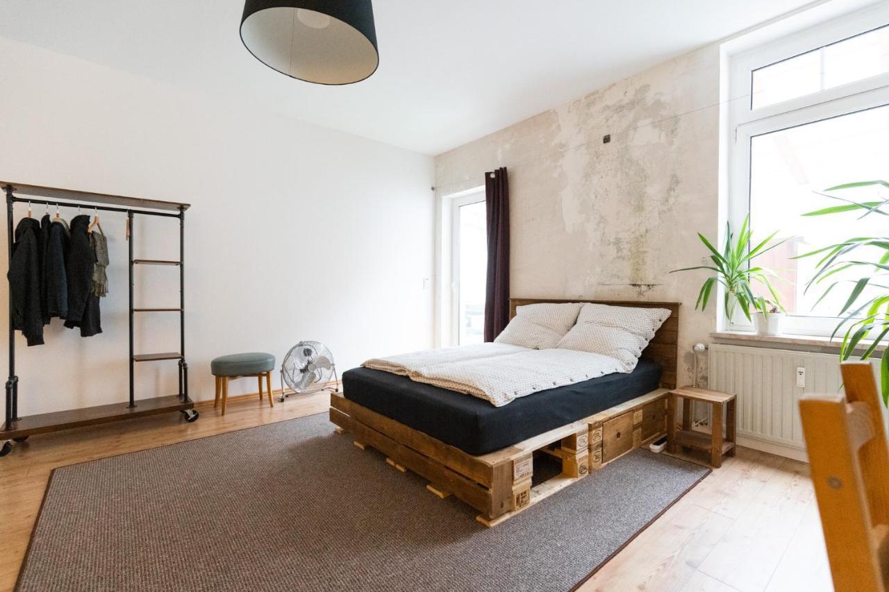 230 M2 Loft Mit Eigenem Wintergarten Mit Tischtennis & Dart, Kostenloser Parkplatz Эрфурт Экстерьер фото