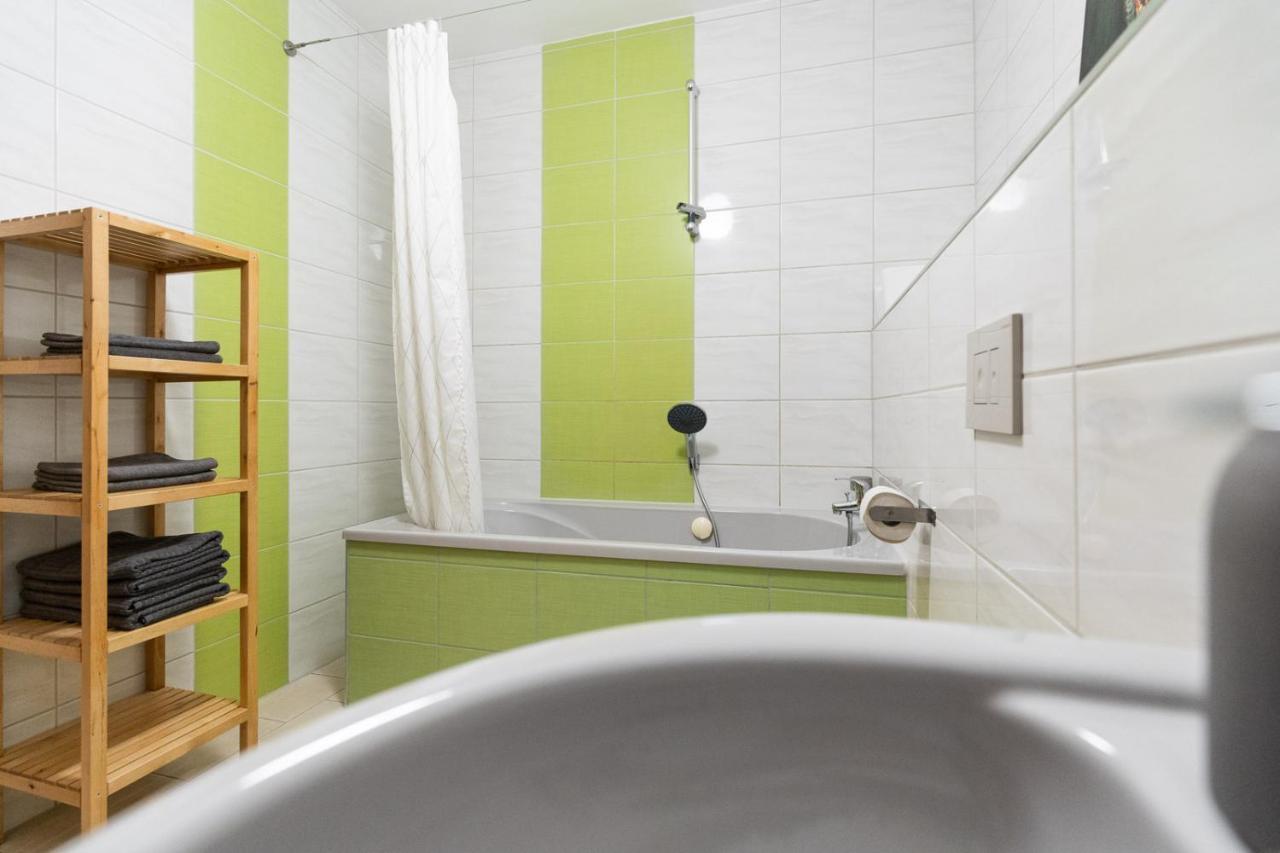 230 M2 Loft Mit Eigenem Wintergarten Mit Tischtennis & Dart, Kostenloser Parkplatz Эрфурт Экстерьер фото
